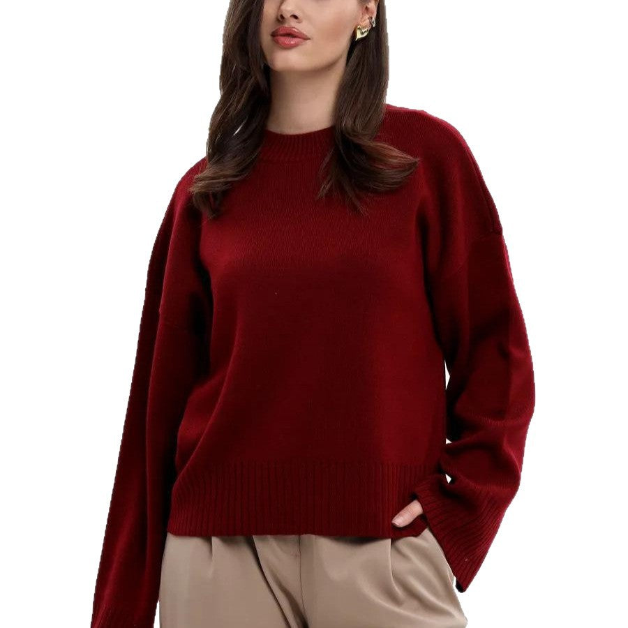 Women's Comfortable Oversized Sweater with Wide Sleeves