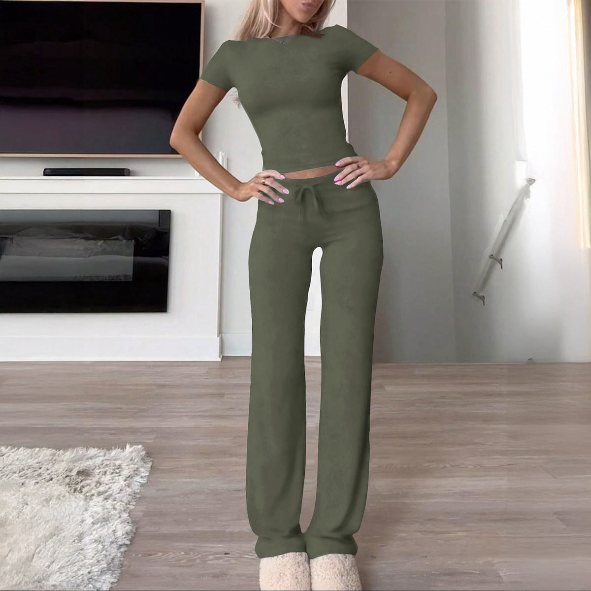 Women's Comfortable Lounge Set with Crop Top and Wide-Leg Pants