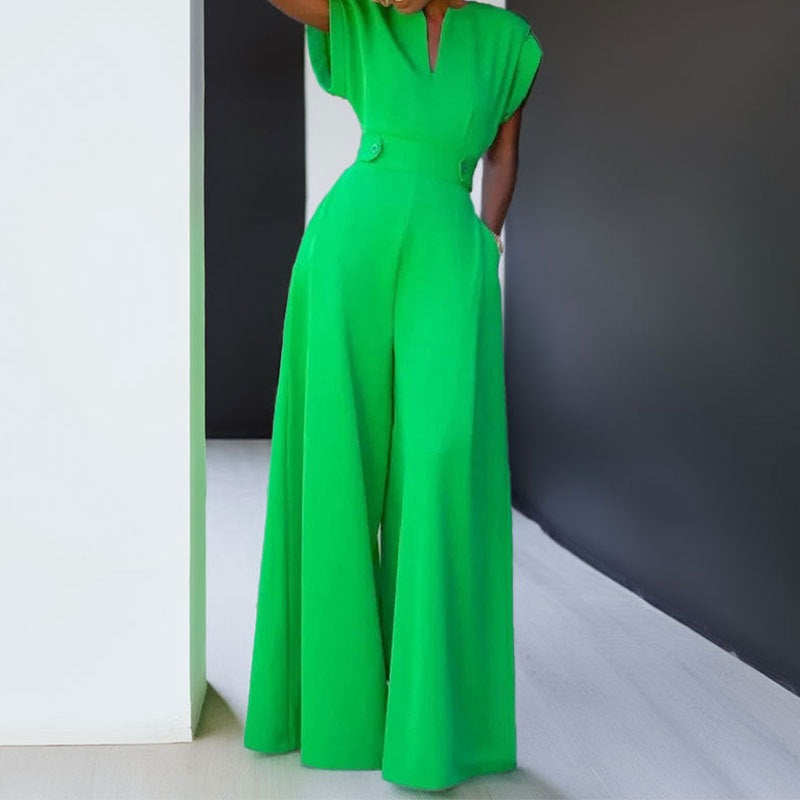 Elegant Jumpsuit with Wide Leg and Practical Pockets