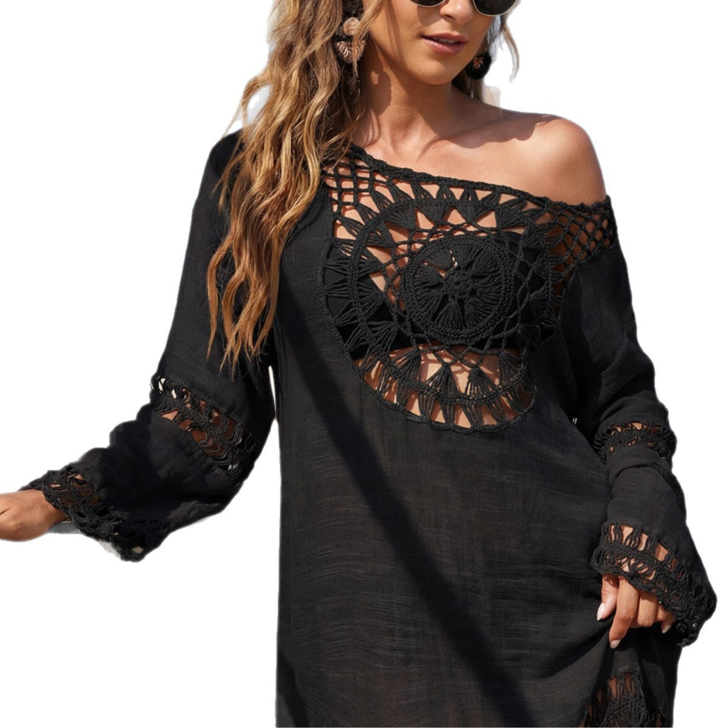 Elegant Beach Cover-Up with Crochet Pattern and Tassels