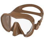 Diving mask with secure fit and innovative anti-fog system