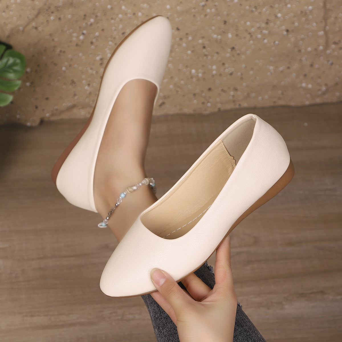 Women's Soft Leather Ballet Flats with Elegant Scoop Neck