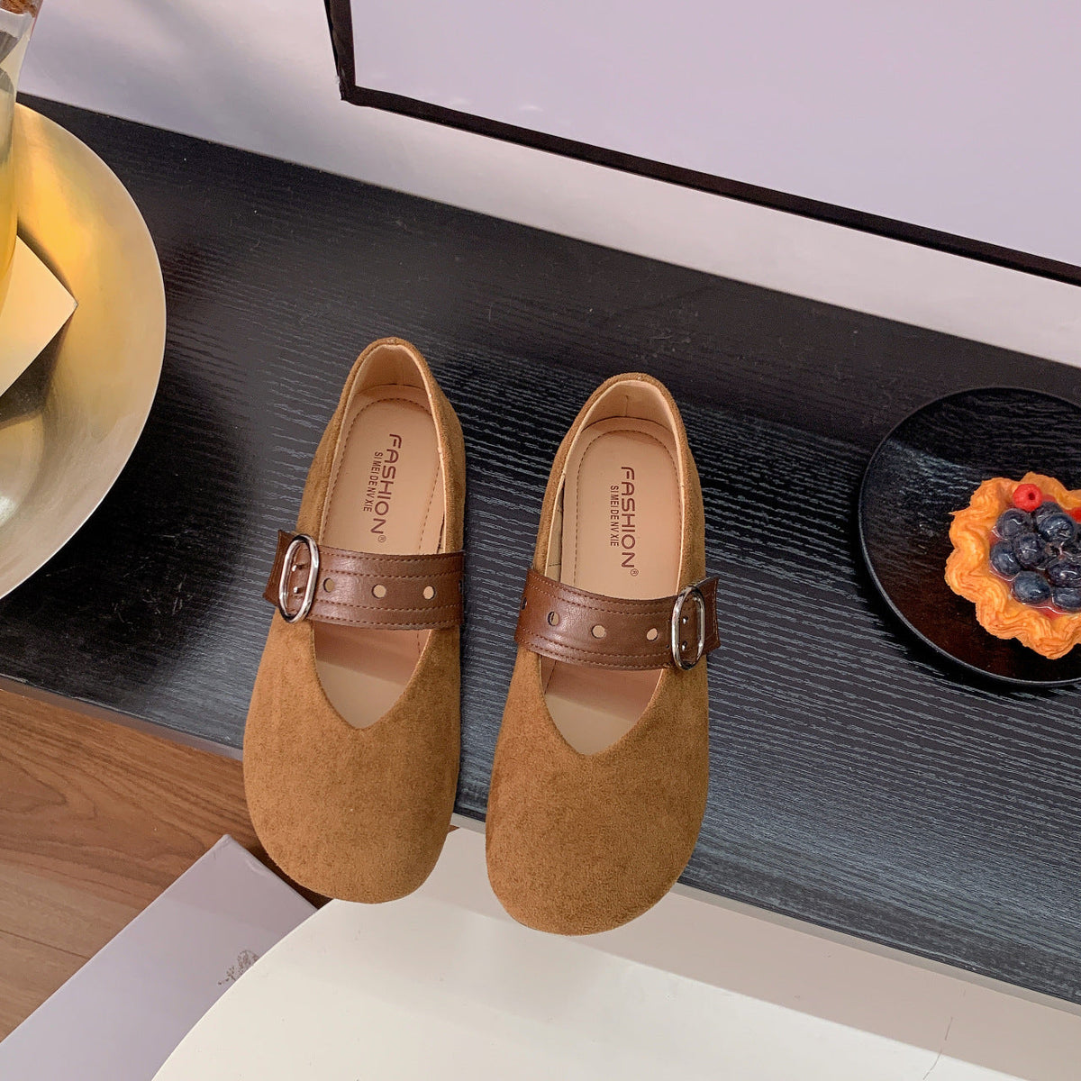 Women's Ballet Flats with Decorative Strap and Comfortable Footbed