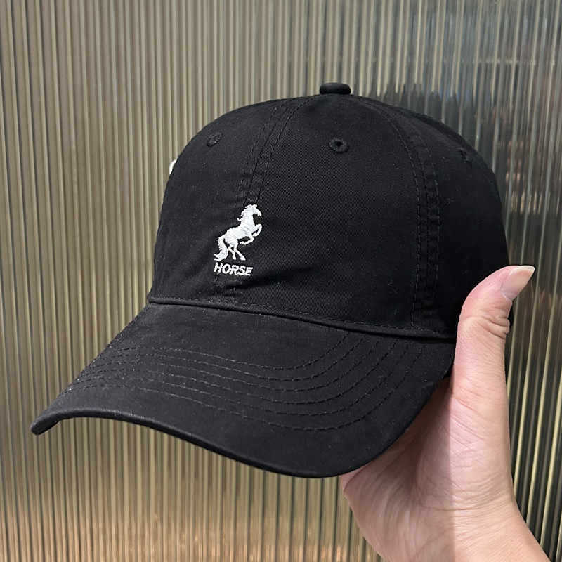 Men's Vintage-Inspired Adjustable Cap