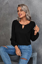 Women's Elegant Blouse with Light V-Neck and Puff Sleeves