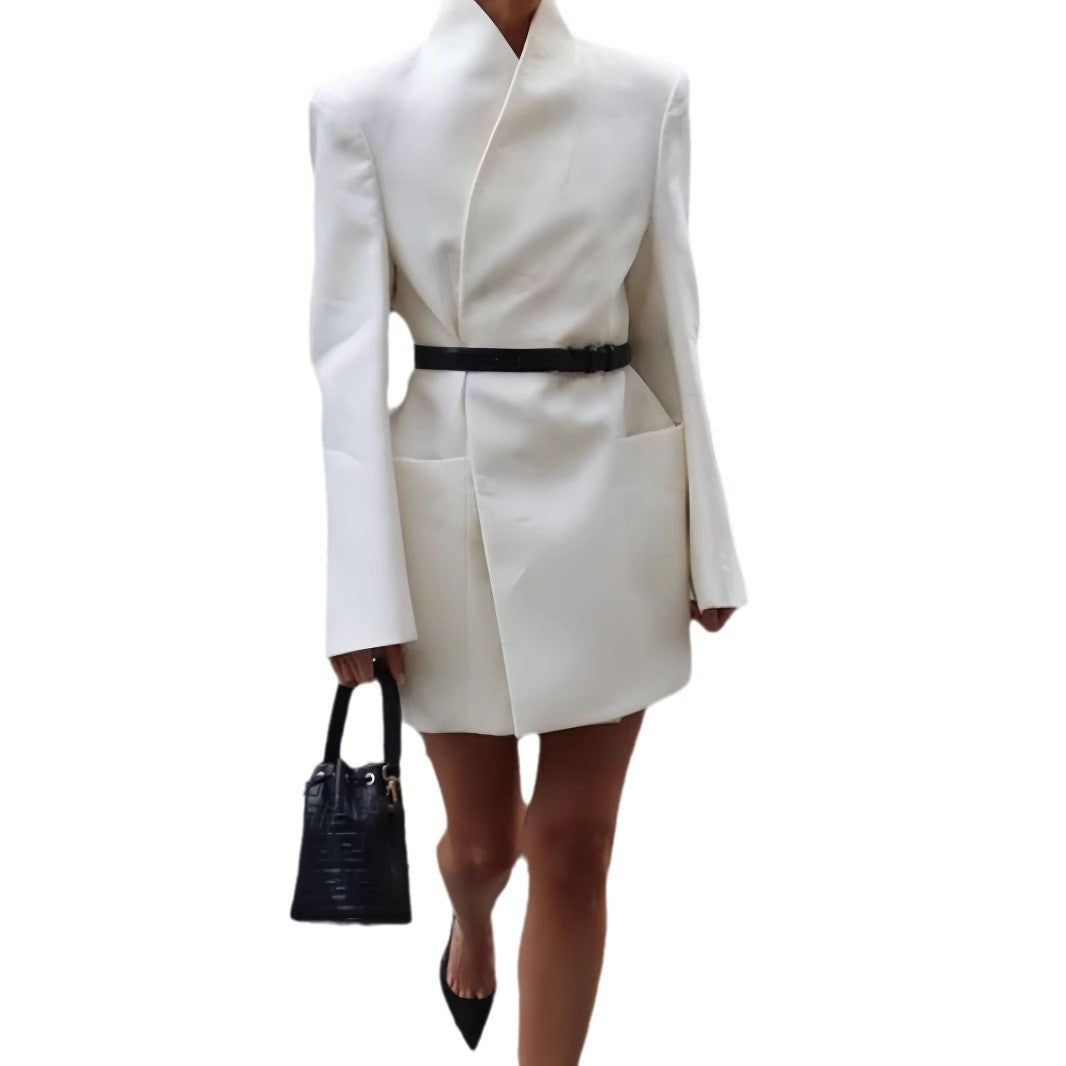 Women's Elegant and Modern Blazer Jacket