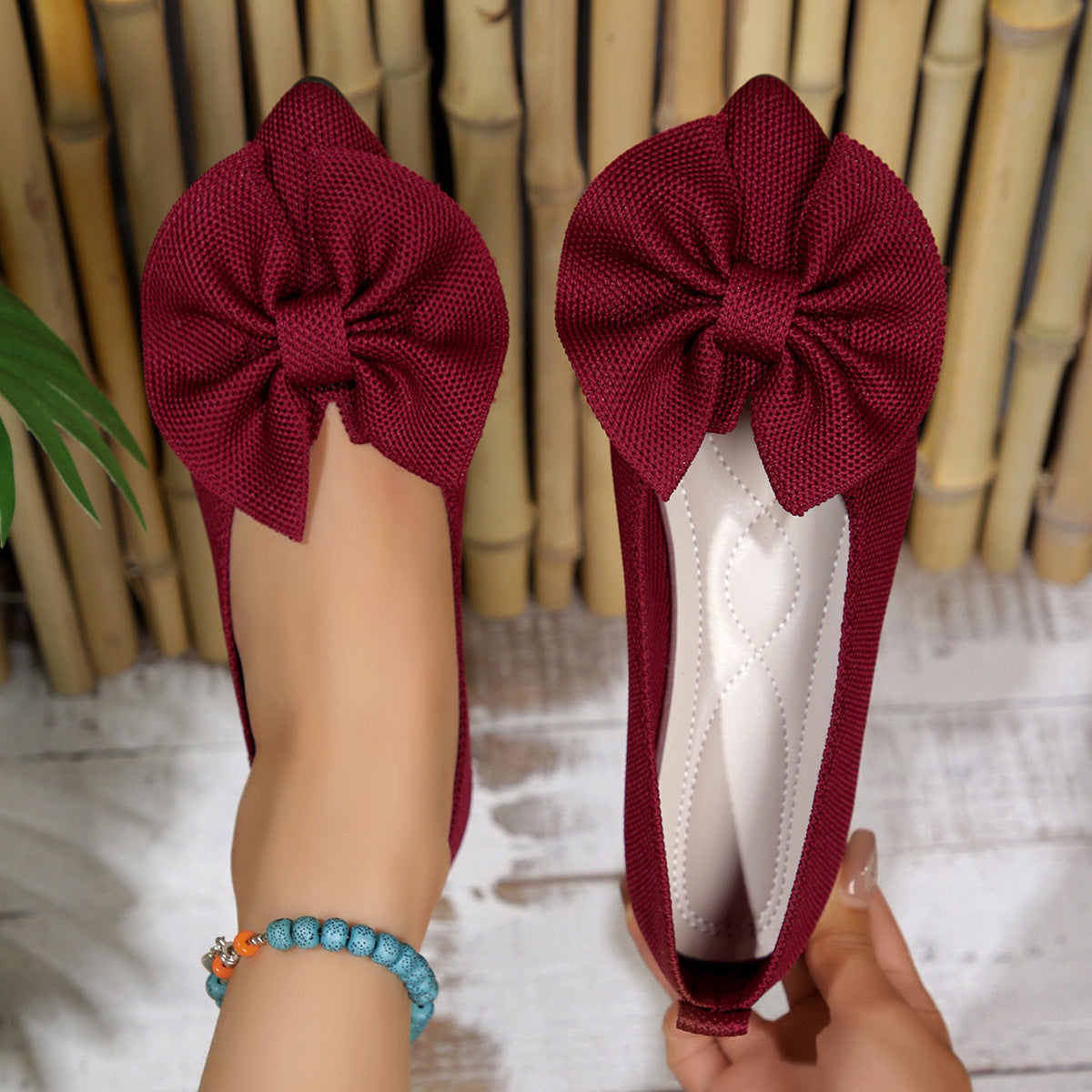 Women's Ballet Flats with Decorative Bow Design