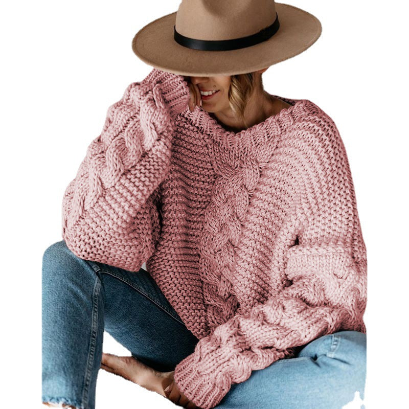 Women's Chunky Knit Sweater with Cable Pattern and Wide Cut