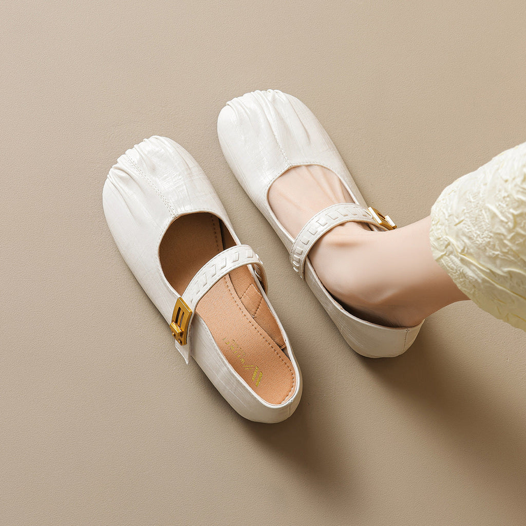 Women's Ballet Flats with Decorative Strap and Leather Surface