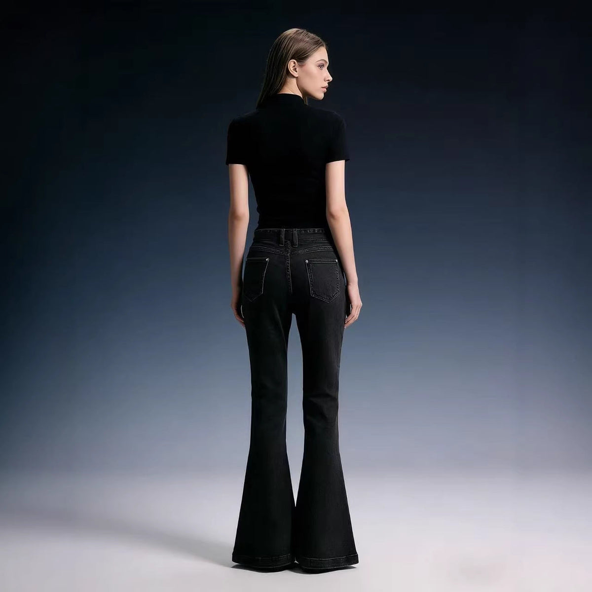 Women's High-Waisted Flared Jeans with Comfortable Stretch Waist