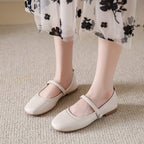 Women's Ballet Flats with Decorative Strap and Comfortable Sole