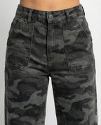 Women's Extra-Wide Camouflage Palazzo Pants with High Waist