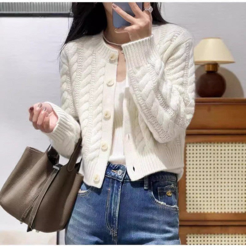 Women's Chunky Knit Cardigan with Decorative Buttons and Special Cable Pattern