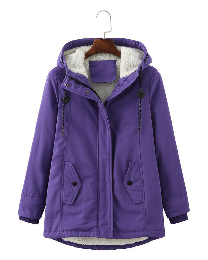Luxurious women's winter coat