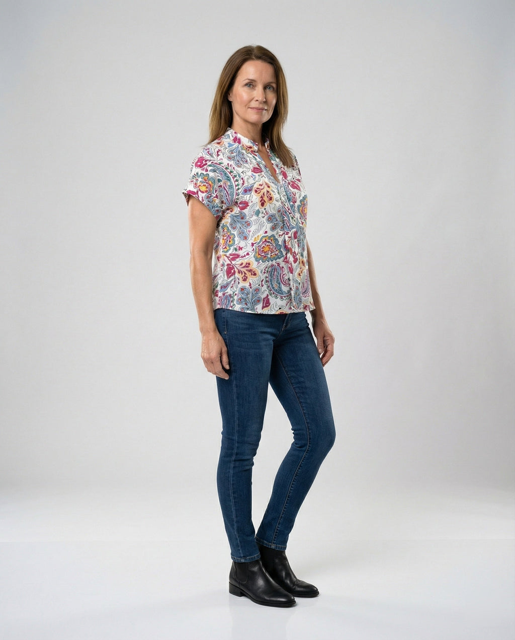 Women's Blouse with Floral Design and Airy Sleeves
