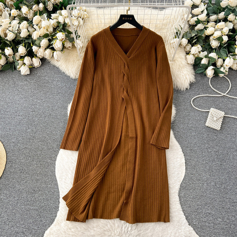 Women's Elegant Knit Suit with V-Neck and Wide Leg