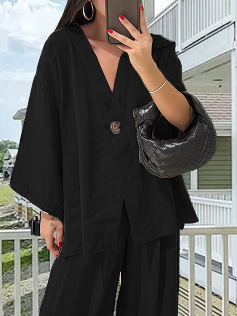 Elegant Kimono Jacket with Wide Sleeves and Loose Fit