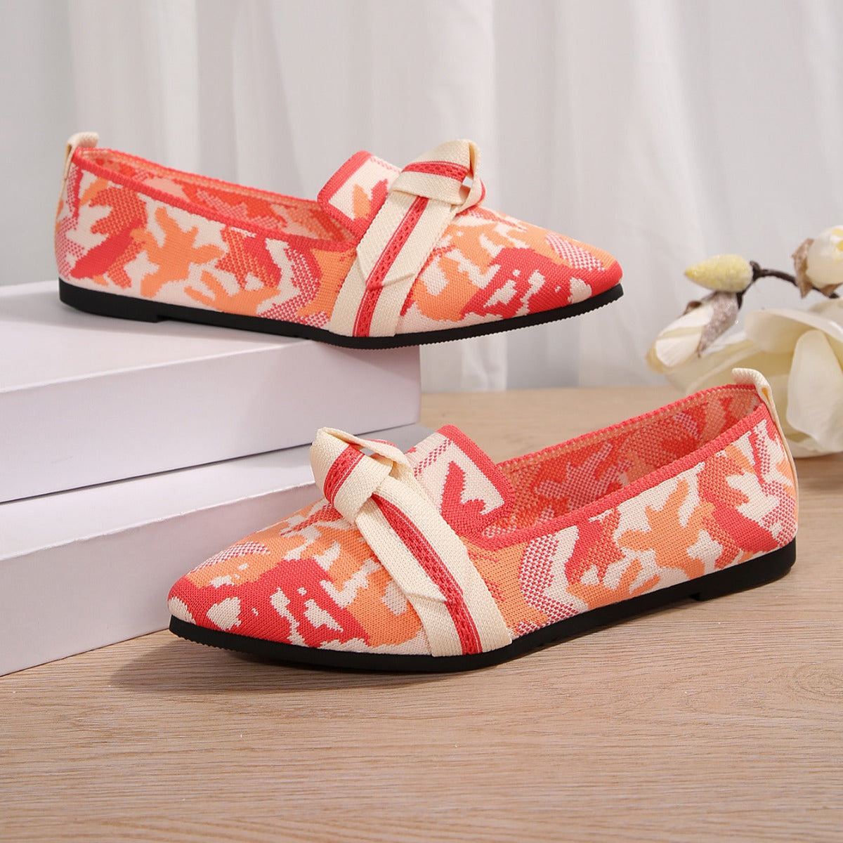 Women's Ballet Flats with Floral Pattern and Knot Detail