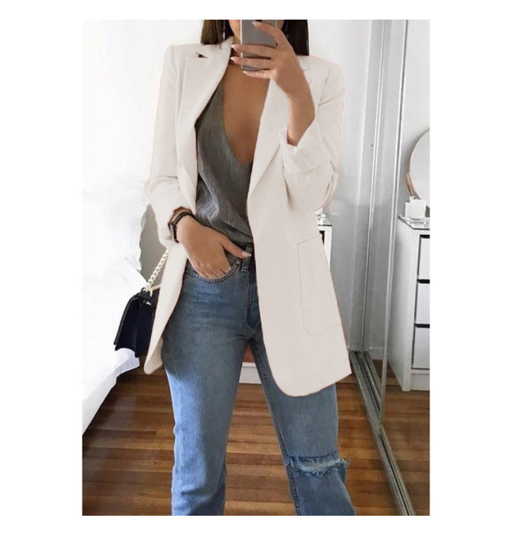 Elegant Tailored Blazer with Practical Pockets