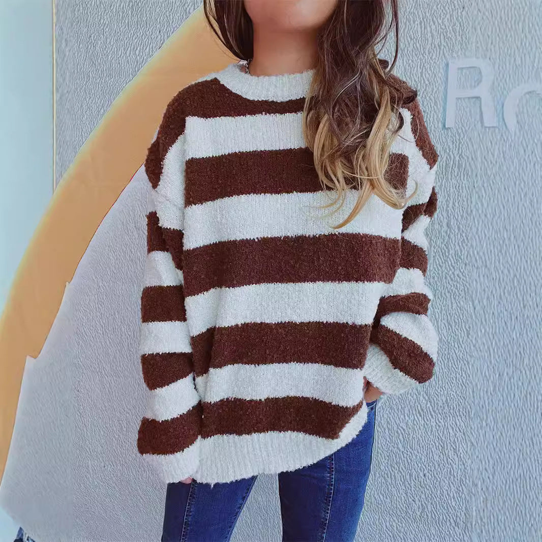 Women's Cozy Striped Sweater in Soft Material with Wide Cut