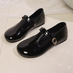 Women's Ballet Flats with Elegant Strap and Shimmering Detail