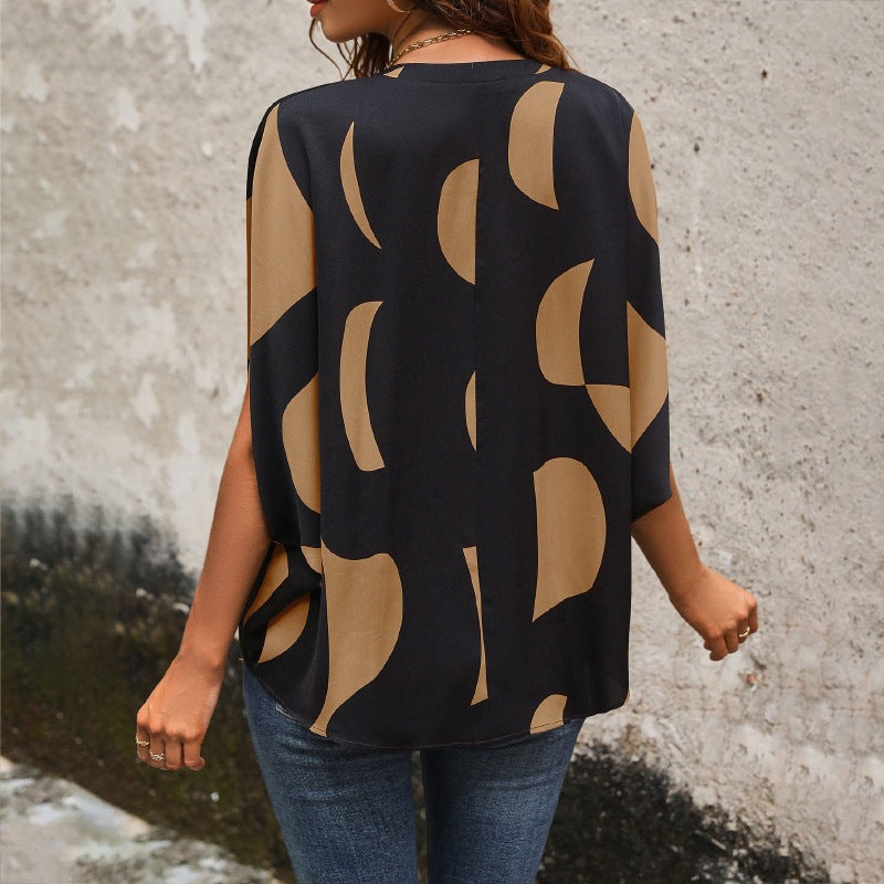 Women's Blouse with Graphic Print and Loose Fit