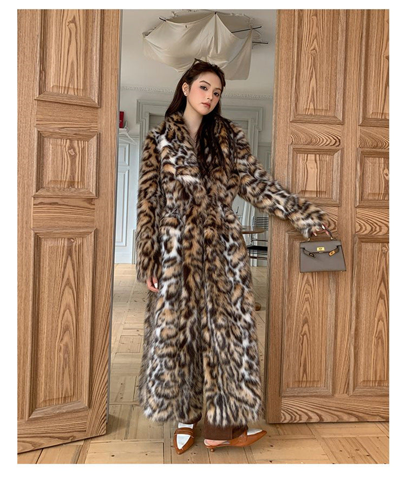 Elegant Faux Fur Jacket with Animal Print