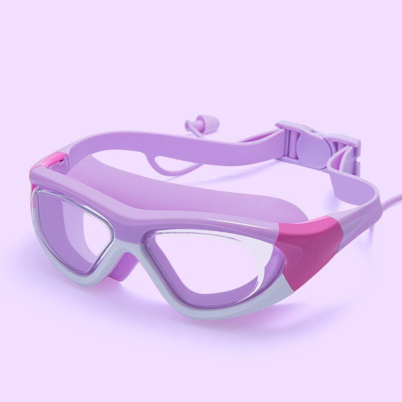 Swimming goggles