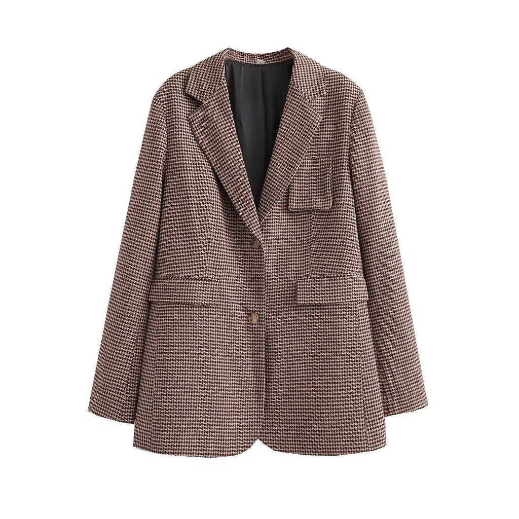 Women's Elegant Plaid Blazer with Modern Cut and Practical Pockets