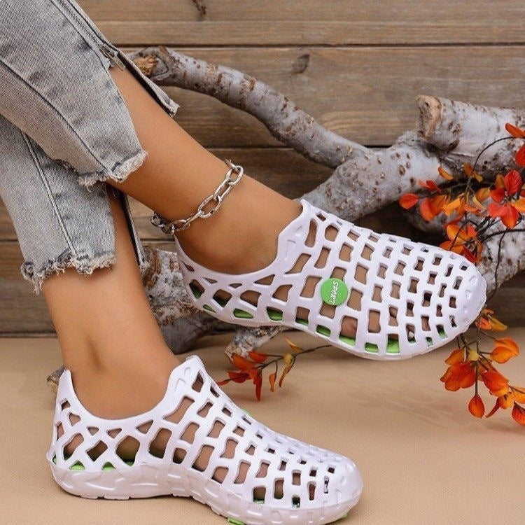 Women's Breathable Plastic Clogs with Non-Slip Sole