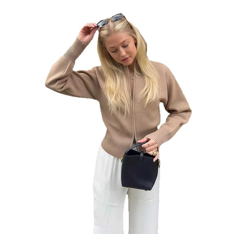 Women's Elegant Cardigan with Kangaroo Pocket