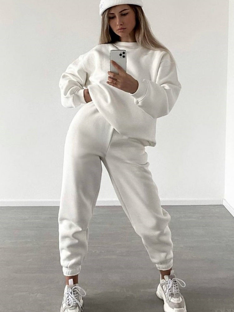 Women's Comfortable and Trendy Sweat Suit