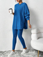 Women's Casual Lounge Outfit with Oversized Sweater and Leggings