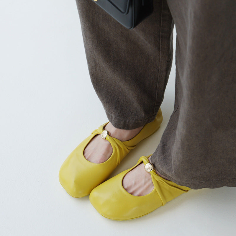 Women's Ballet Flats with Bow Accent