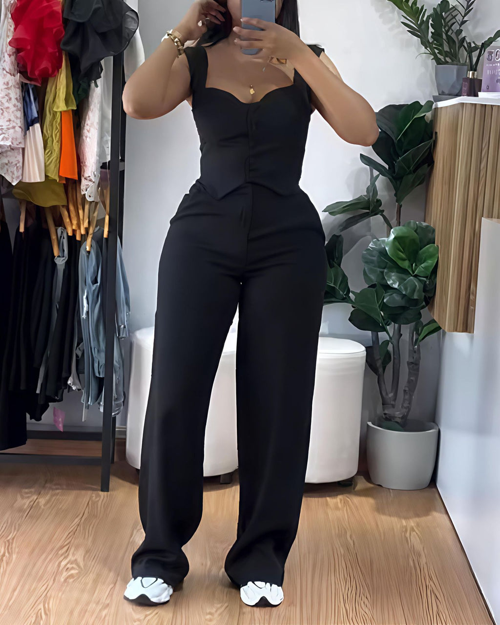 Women's Elegant Form-Fitting Jumpsuit
