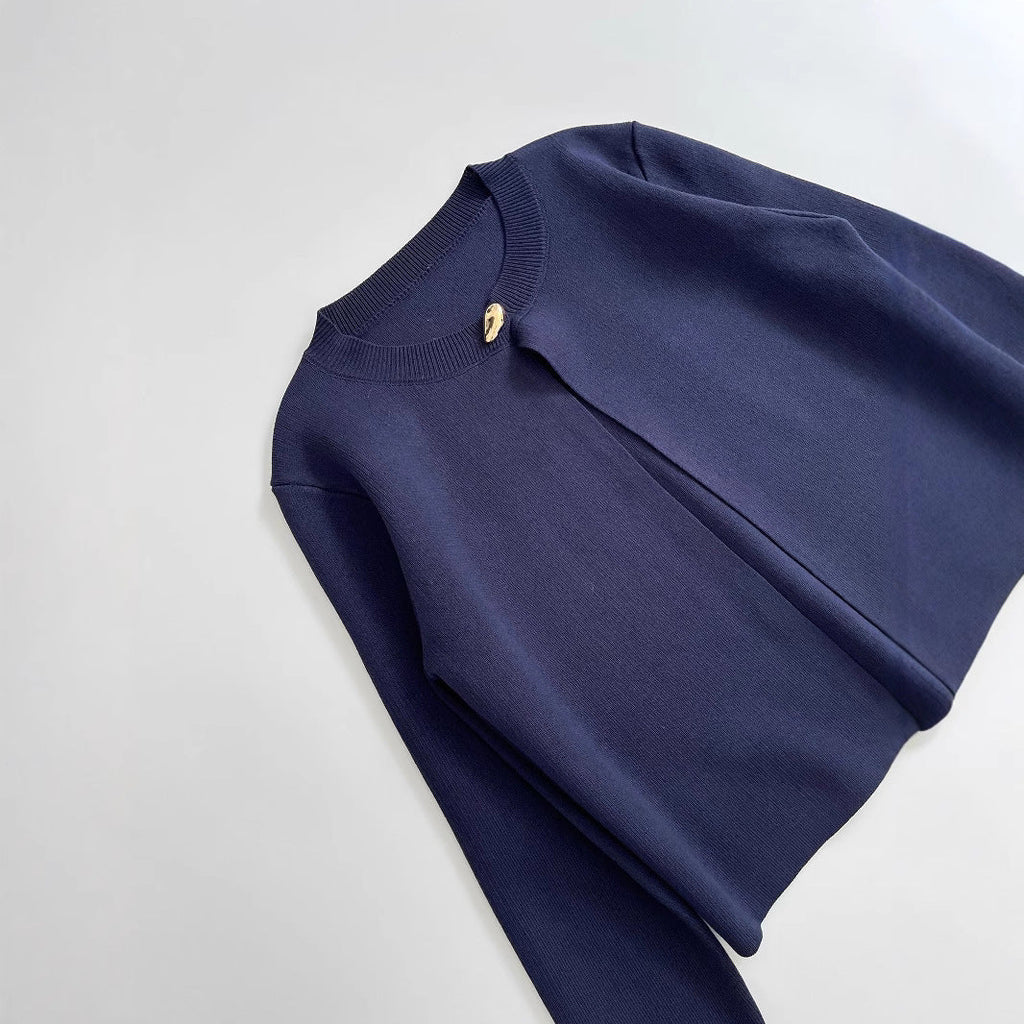 Women's Elegant Cardigan with Decorative Button Details