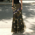 Women's Long Vintage-Style Floral Skirt with Flowing Cut