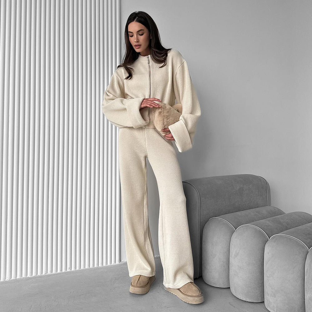 Women's Comfortable Knit Ensemble with Wide Cut