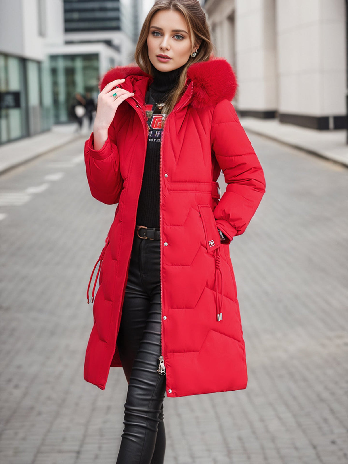 Women's Elegant Insulated Winter Coat with Detachable Faux Fur Collar