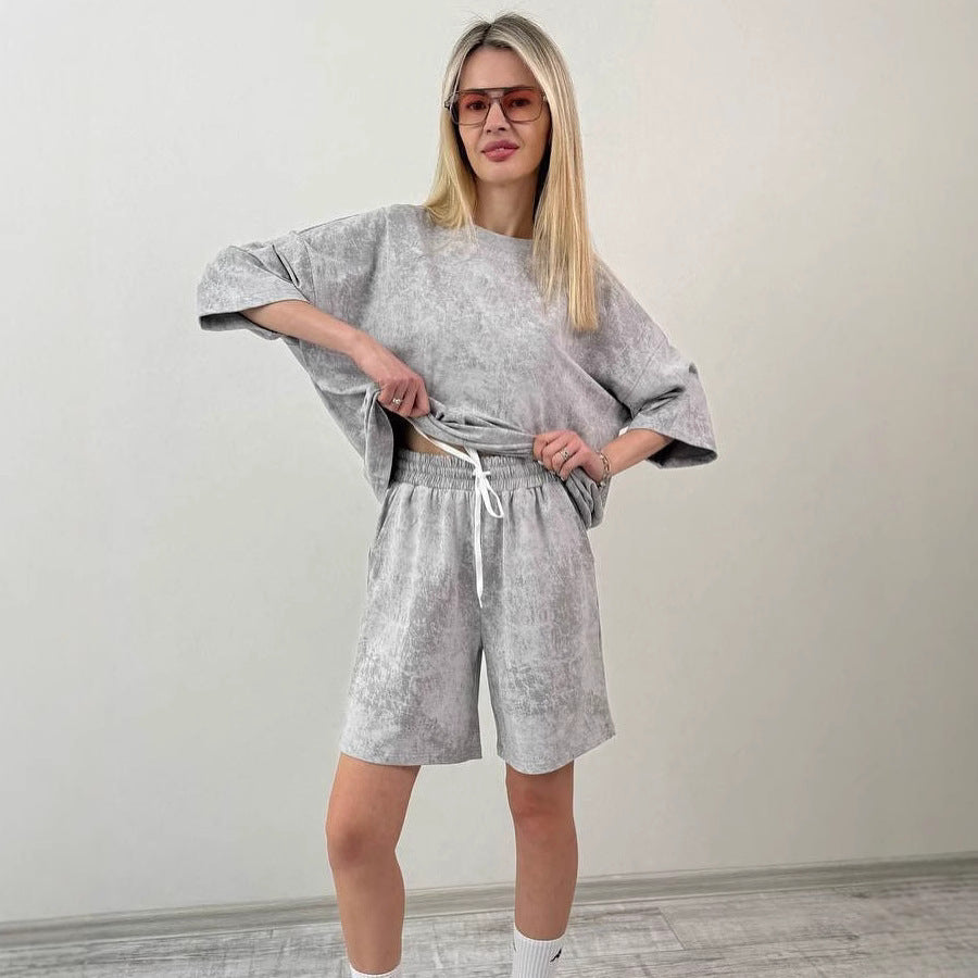Women's Elegant Casual Set with Loose T-Shirt and Shorts