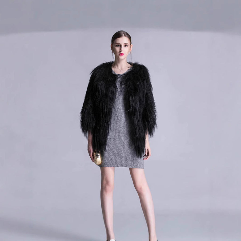 Women's Elegant Faux Fur Cape with Wide Open Cut