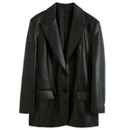 Elegant and Refined Women's Blazer