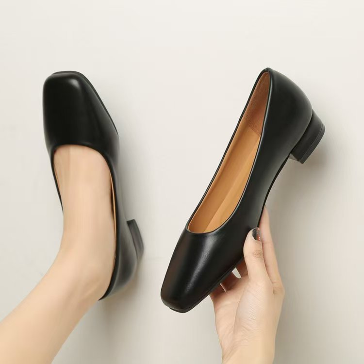 Women's Ballet Flats with Elegant Design and Comfortable Sole