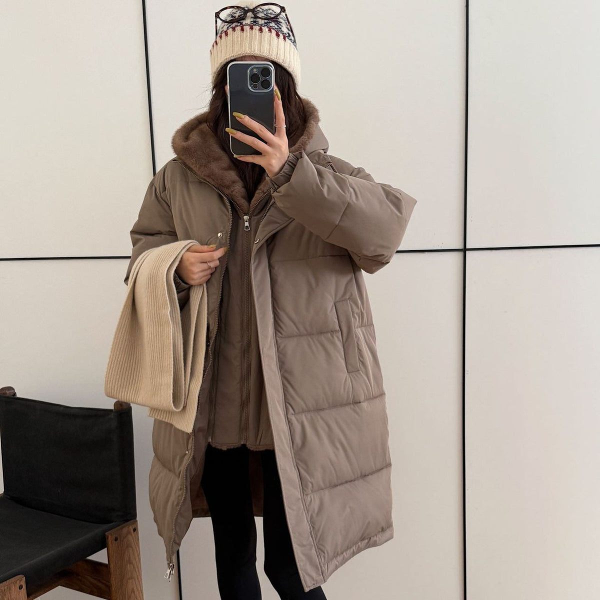 Women's Elegant Lined Winter Parka with Plush Collar
