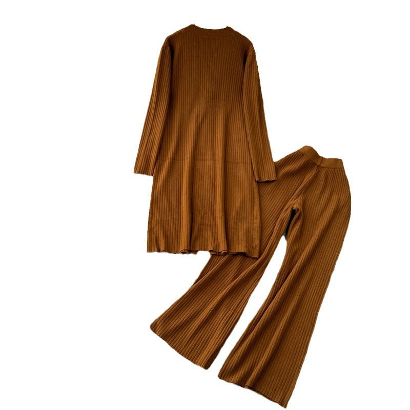Women's Elegant Knit Suit with V-Neck and Wide Leg