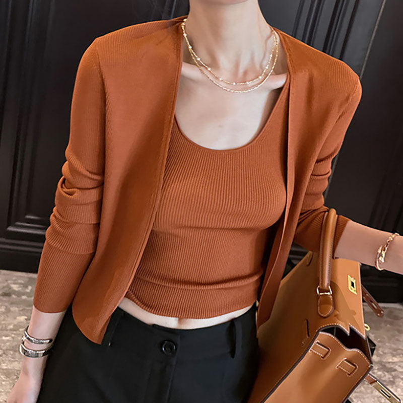 Elegant and Comfortable Minimalist Cardigan