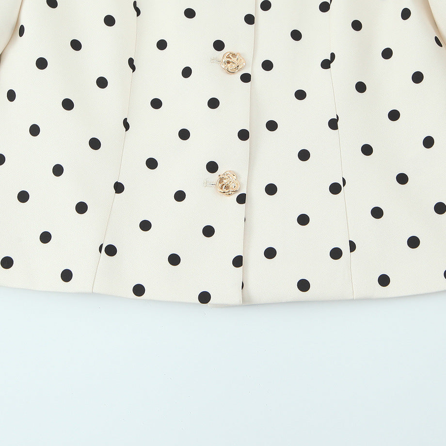 Elegant Women's Blouse with Puff Sleeves and Button Details