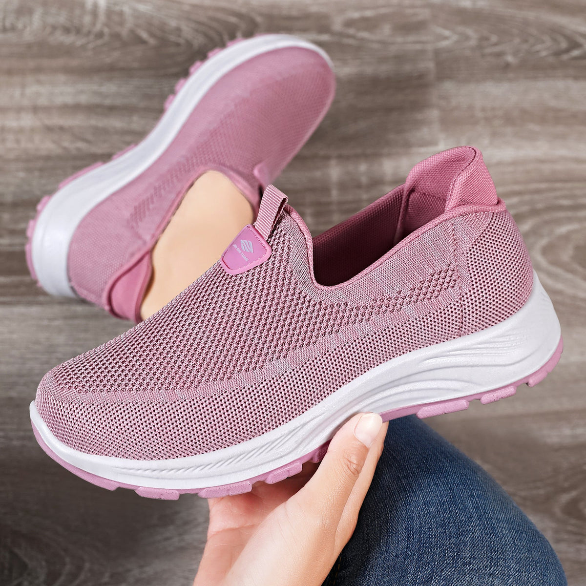 Women's Breathable Comfort Sneakers with Elastic Insert and Cushioning Sole