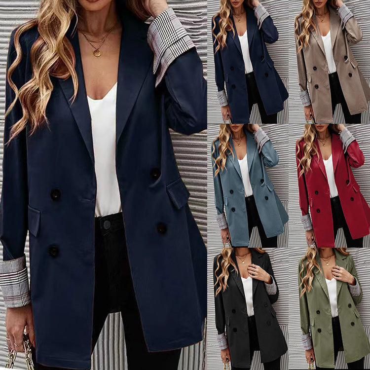 Elegant Double-Breasted Blazer with Plaid Detail