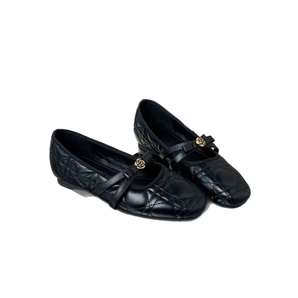 Women's Ballet Flats with Elegant Strap and Floral Motif